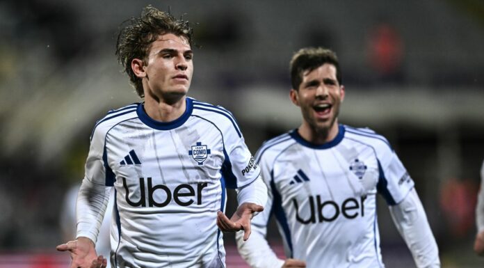 Il Como vince 3-1 in rimonta a Firenze, ai quarti contro il Napoli