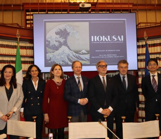 Presentata in anteprima alla Camera la mostra sull’artista giapponese Hokusai