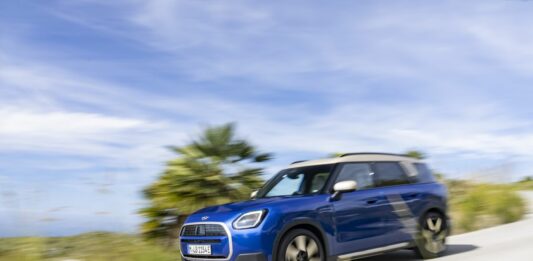 Mini Countryman E supera i 500 km di autonomia completamente elettrica