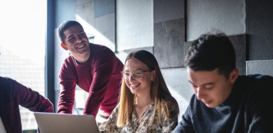 Lavoro giovanile, nel 2026 Generation Italy amplia l’offerta di corsi gratuiti