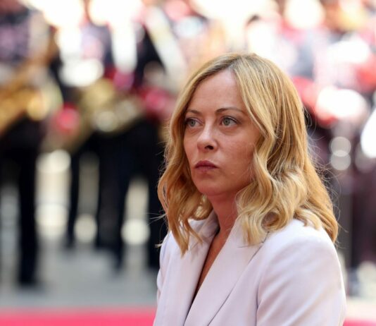 Meloni “Polemizzano su Ice ma chiedono agli Usa di difendere l’Unione Europea”