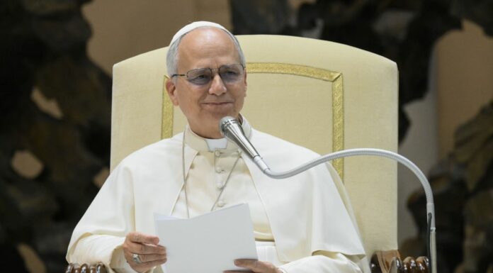 Papa “Madre Teresa profetica, il più grande distruttore della pace è l’aborto”