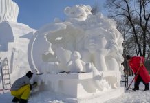 Cina: a Harbin una competizione di sculture di neve, 25 le squadre partecipanti (2)