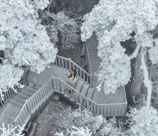 Cina: il monte Hengshan si veste di bianco (3)