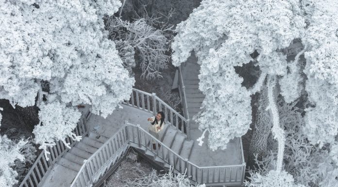 Cina: il monte Hengshan si veste di bianco (3)