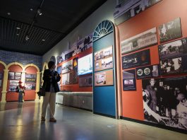 Cina: Museo di Tianjin ospita mostra su industria e commercio moderni (2)