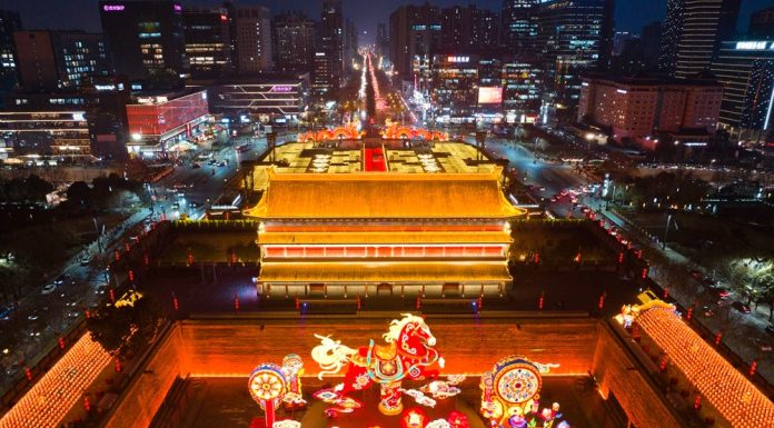 Cina: Xi’an, festival delle lanterne celebra Capodanno lunare (3)