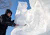 Cina: Harbin ospita gara di sculture di neve con artisti da 13 Paesi (1)