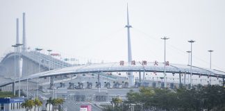 Cina: ponte Hong Kong-Zhuhai-Macao ha gestito oltre 100 mln transiti dal 2008 (2)