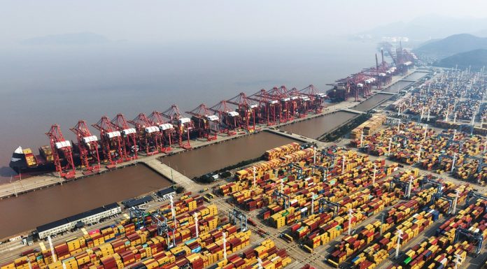 Cina: porto di Ningbo-Zhoushan leader mondiale nel traffico merci (1)