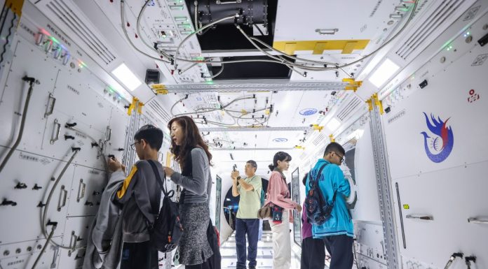 Cina: Hainan, apre al pubblico il museo di scienza e tecnologia (1)