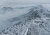 Cina: il monte Hengshan si veste di bianco (1)