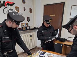 Smantellata una piazza di spaccio tra Tortona e Alessandria, 3 arresti e 2 kg di droga sequestrata