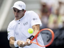 A Montecarlo subito fuori Arnaldi per mano di Garin. Baez sarà il primo avversario di Alcaraz