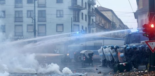 Corteo pro-Askatasuna del 31 gennaio a Torino: perquisizioni ad antagonisti, chieste 19 misure cautelari