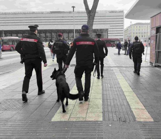 Maxi controllo dei Carabinieri nell’area della stazione Termini a Roma, 5 arresti e 12 denunce