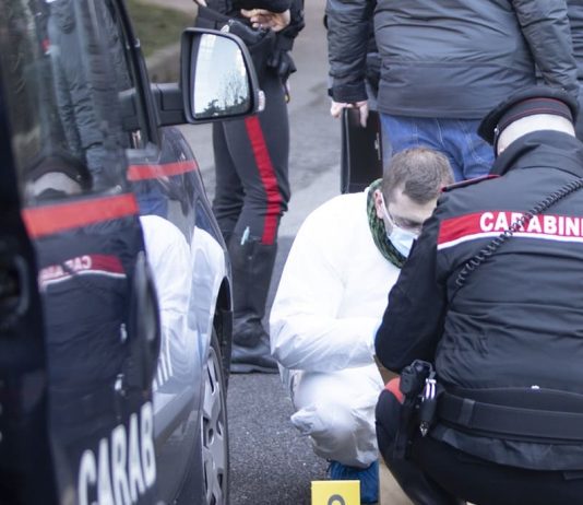 Trovati tre cadaveri in un bosco nel Messinese, sui corpi ferite d’arma da fuoco