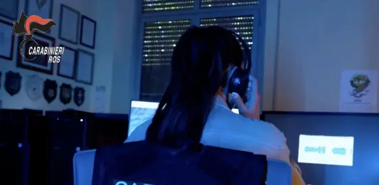 Lecce, 20enne indagata per istigazione alla violenza e all’odio razziale