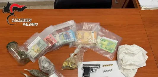 Nuovo blitz dei Carabinieri allo Zen 2 di Palermo. Sequestrate armi, munizioni e droga