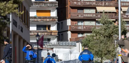 Strage Crans-Montana, la titolare del locale: “Ci aspettiamo molto da questa inchiesta”
