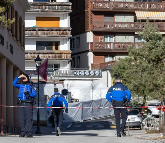 Strage di Capodanno a Crans Montana, almeno 47 morti. 6 italiani dispersi, 13 i ricoverati. Autorità svizzere “80-100 feriti in condizioni critiche”