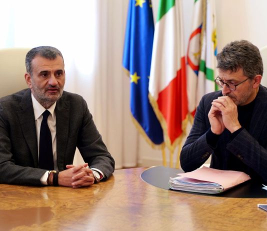 Tavolo di contrasto all’abusivismo edilizio, Decaro “Regione al fianco dei Comuni”