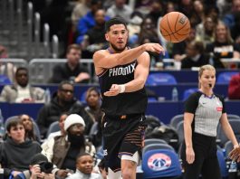 La tripla di Booker stende Oklahoma nella notte Nba, Doncic lancia i Lakers