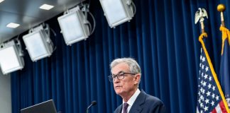 La Fed lascia i tassi invariati, Powell “Le prospettive economiche migliorano”
