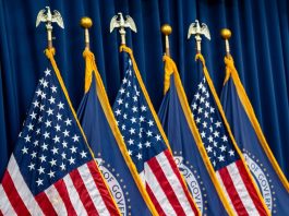 Trump nomina Kevin Warsh a capo della Federal Reserve