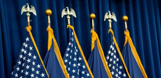 Trump nomina Kevin Warsh a capo della Federal Reserve