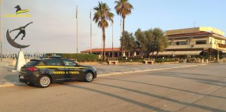 Scoperto DJ molto noto in Versilia ma sconosciuto al fisco