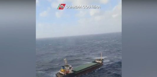 Operazione della Guardia Costiera al largo della Toscana, soccorsa la nave “Master Nasser”
