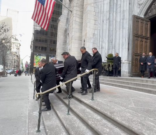 A New York l’ultimo saluto a Rocco Commisso / Video