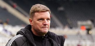 Newcastle, Eddie Howe turns down Manchester United: “I’m very happy here”