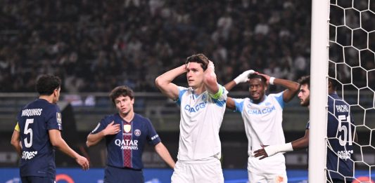 Il Psg vince la Supercoppa di Francia ai rigori, il Marsiglia di De Zerbi beffato al 95′