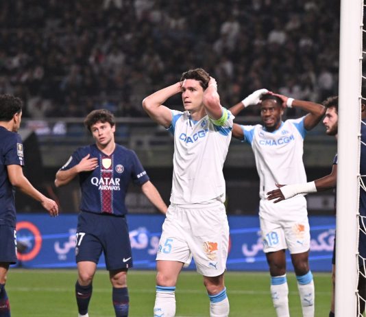 Il Psg vince la Supercoppa di Francia ai rigori, il Marsiglia di De Zerbi beffato al 95′