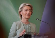 Von der Leyen “Nessuna lacrima per il regime iraniano, ha inflitto morte e imposto la repressione al suo stesso popolo” / Video