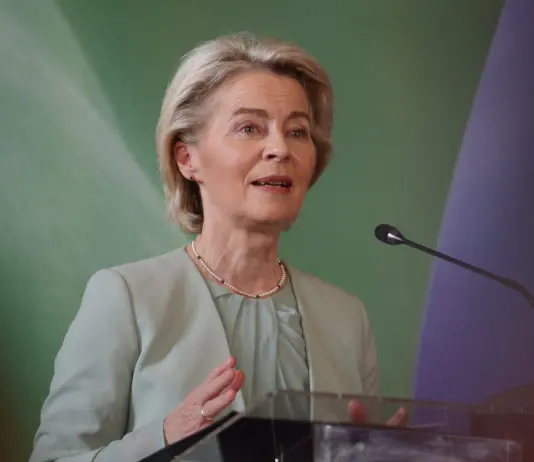 Von der Leyen “Nessuna lacrima per il regime iraniano, ha inflitto morte e imposto la repressione al suo stesso popolo”