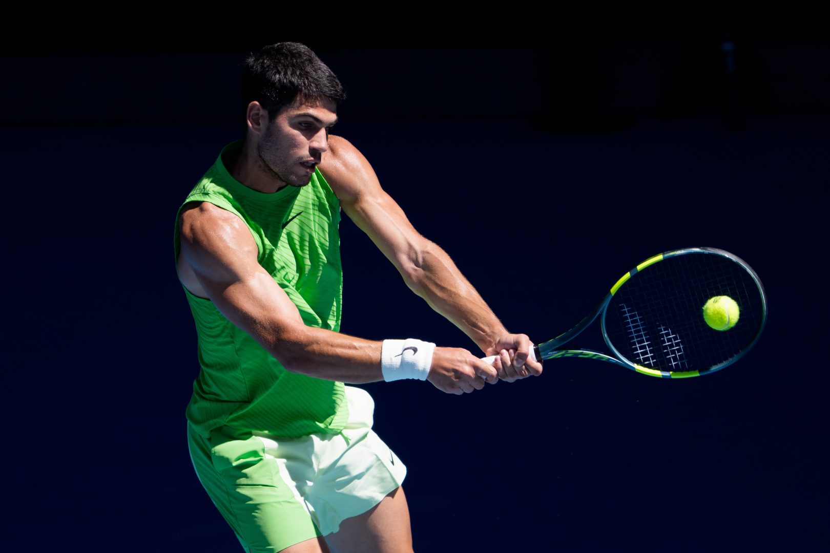 Alcaraz vola agli ottavi degli Australian Open, Sabalenka avanti a fatica. In campo Paolini