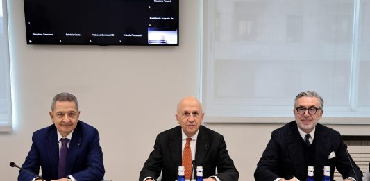 Panetta “Tecnologia e geopolitica stanno influenzando l’economia. L’Italia soffre, pesano i dazi Usa”