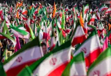 Iran, per l’ONG Hrana sono 4.902 i morti dall’inizio delle proteste