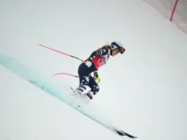 Cancellata la discesa di Crans-Montana: cadono tre atlete tra cui Lindsey Vonn, ansia in ottica Olimpiadi