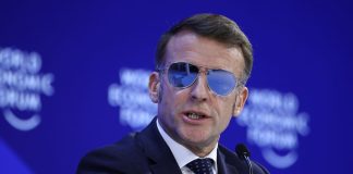 Macron “Tornano le ambizioni imperiali, legge internazionale calpestata”. Von der Leyen “Dazi Usa un errore”