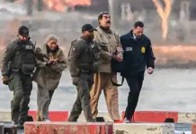 Nicolas Maduro e la moglie arrivati presso la sede del tribunale di New York. Delcy Rodriguez a Trump “Lavoriamo insieme per la pace”