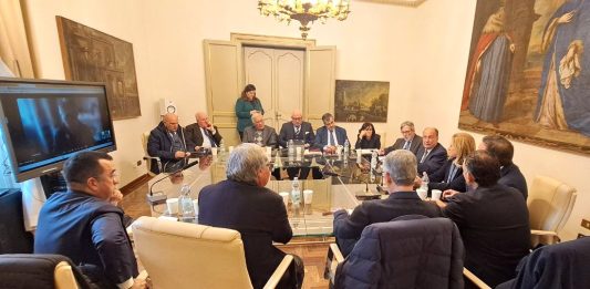 Maltempo, Schifani “Dal Cdm 100 milioni per le prime spese”. Insediata a Palazzo d’Orleans la cabina di regia