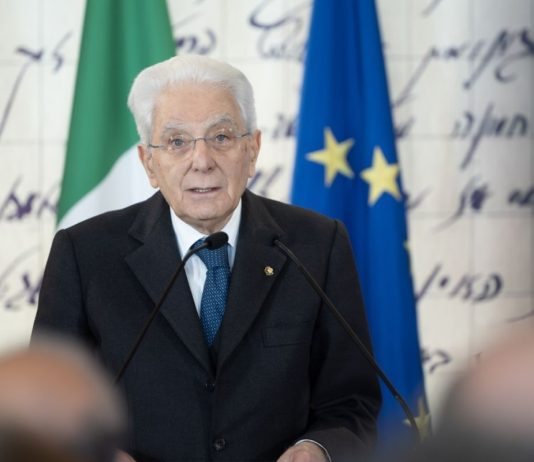 Giorno della Memoria, Mattarella “Serve azione rigorosa da parte di tutta l’Ue contro l’antisemitismo” / Video