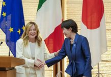 Meloni incontra Takaichi in Giappone “Insieme possiamo fare la differenza” / Video