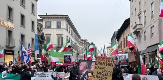 A Milano migliaia di manifestanti in corteo per la libertà in Iran