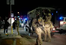 Nuove tensioni a Minneapolis, agente federale spara e ferisce un immigrato