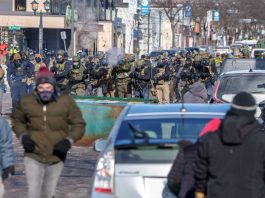 Minneapolis, Trump “I politici democratici devono collaborare per far rispettare le leggi”